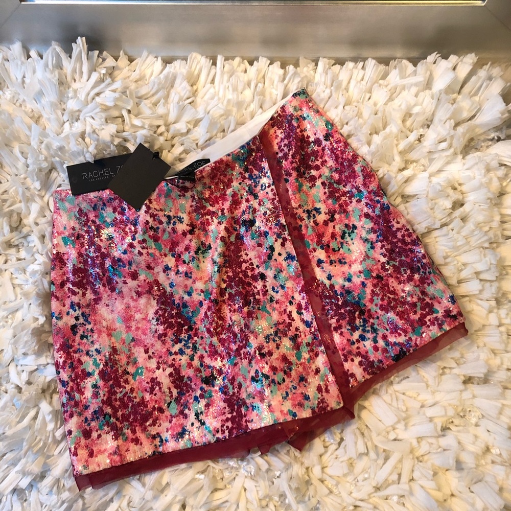 NWT RACHEL ZOE CUTE SEQUIN SKORT
